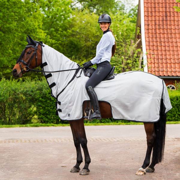 Imperial Riding Fliegen Ausreitdecke mit Halsteil IRHRoyce